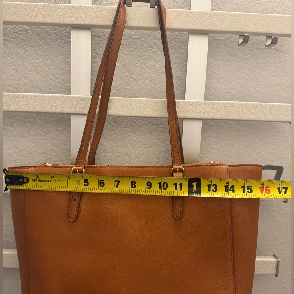Marc Jacobs Smoked Almond The Commuter Leather Tote Bag - Picture 10 of 11